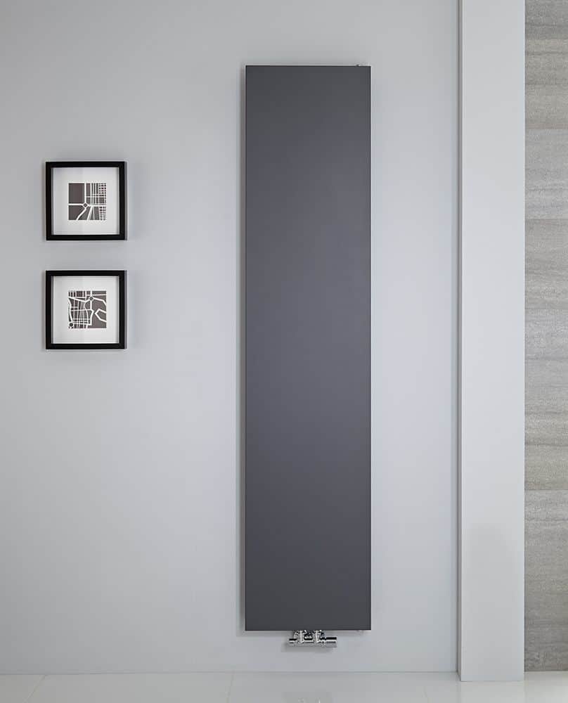 Plan Vertikal Radiator Antracit Grå